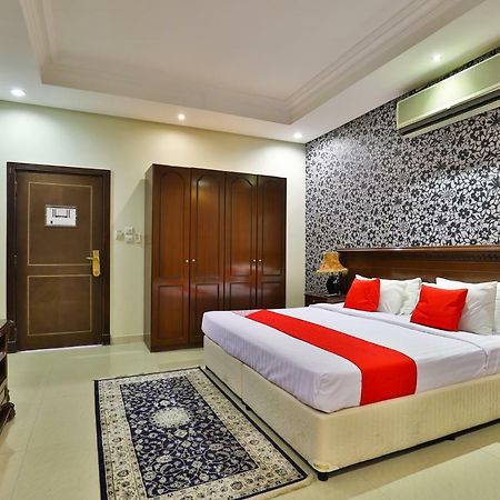 Capital O 162 Brzeen Hotel Ar Riyad Esterno foto